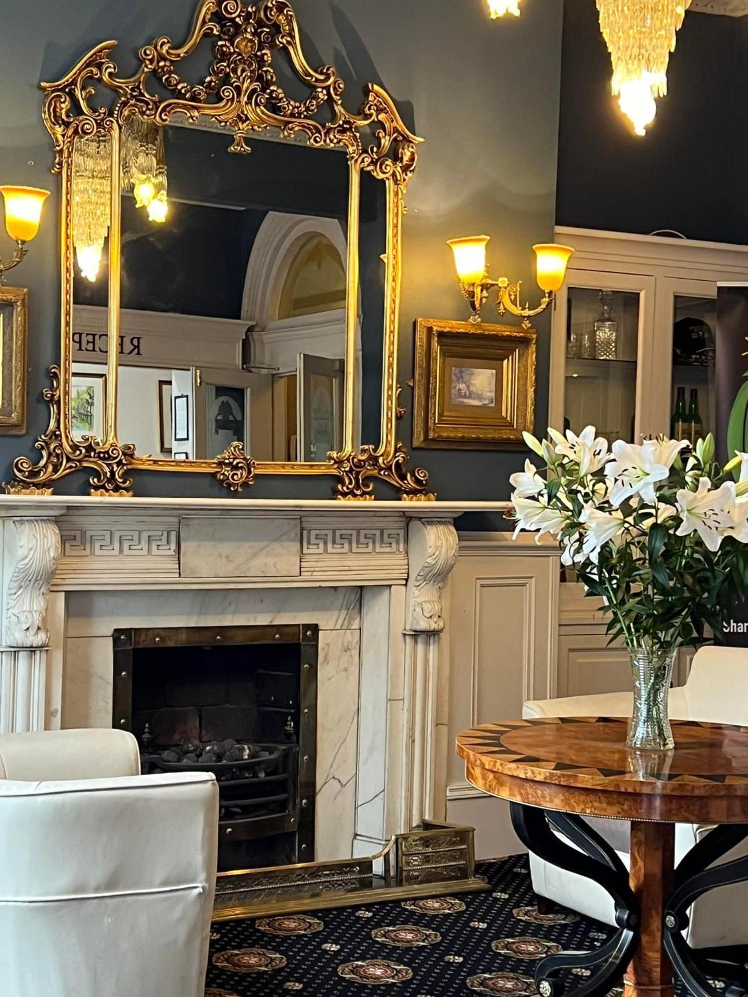 The Lansdowne Hotel دبلن المظهر الخارجي الصورة